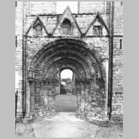 Exterior view, west portal, photo Courtauld Institute of Art.jpg